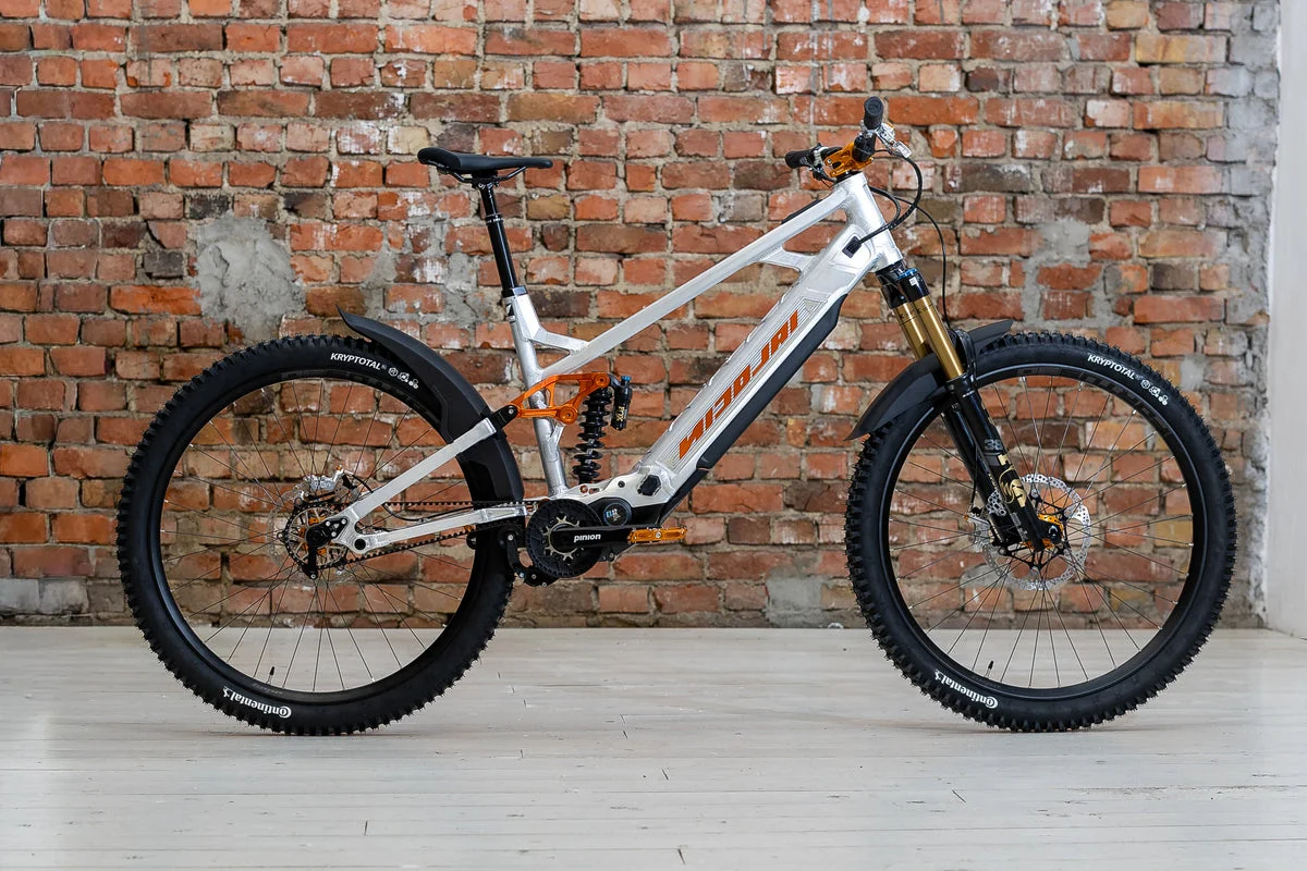Nicolai S16 MGU 8.0, Seitenansicht
