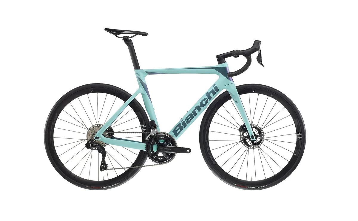 Bianchi Oltre Race 105 Di2 R400 2024, Seitenansicht