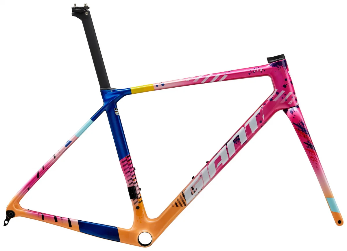 Giant TCR Advanced Pro Rahmenset 2026, Seitenansicht