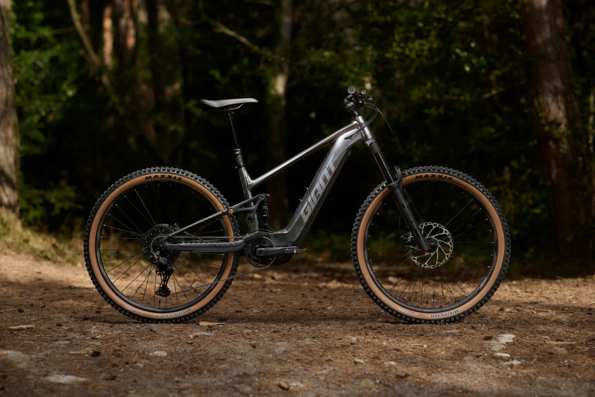 Giant Stance E+ 1 Charcoal 2027, Bild 10