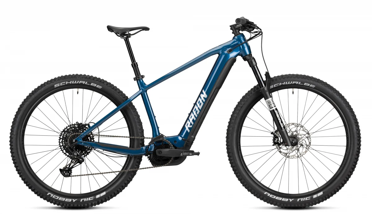 Centurion Backfire R800i EP3 750 infrarot, Seitenansicht