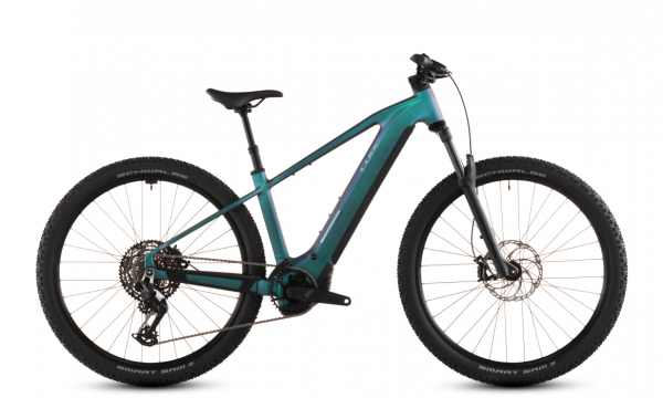 CUBE Reaction Hybrid Race 800