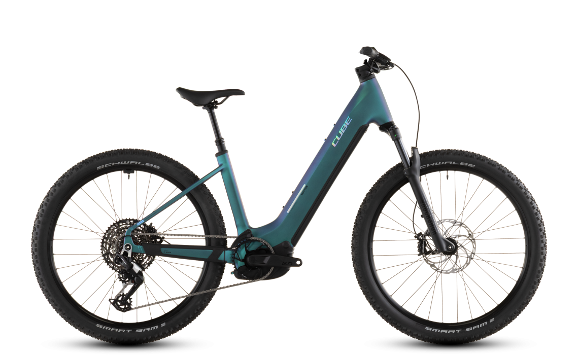 CUBE Reaction Hybrid Race 800, Seitenansicht