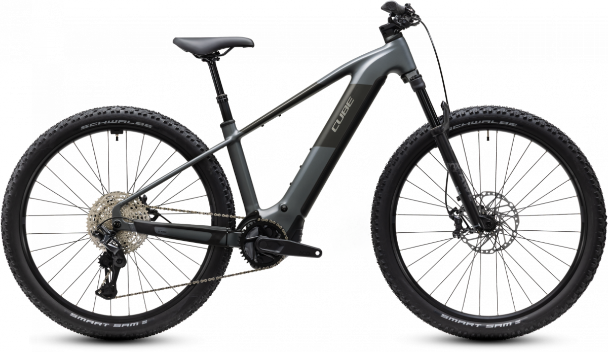 CUBE Reaction Hybrid Race 800, Seitenansicht
