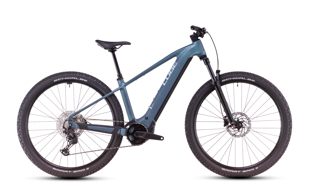 CUBE Reaction Hybrid Pro 800, Seitenansicht